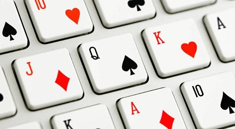 El Circuito Argentino de Poker denunció la aparición de perfiles falsos de juego online