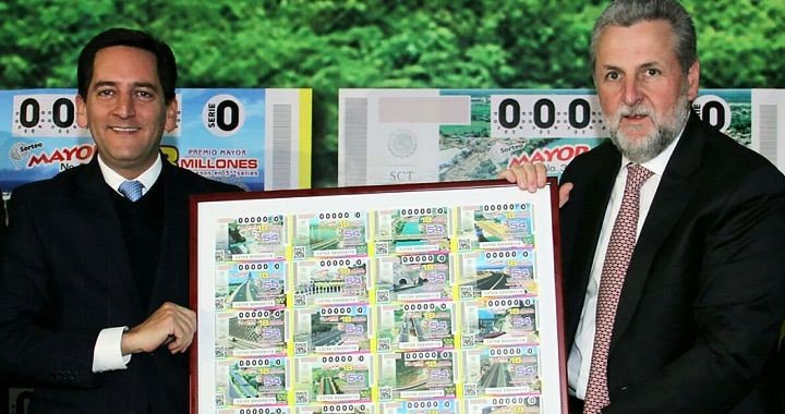 La Lotería Nacional de México emitió un billete conmemorativo para reconocer la labor de CAPUFE
