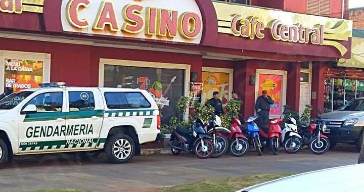 Allanan tres casinos de Puerto Iguazú