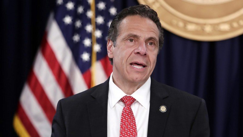 New York Gov. signs online sports betting bill into law