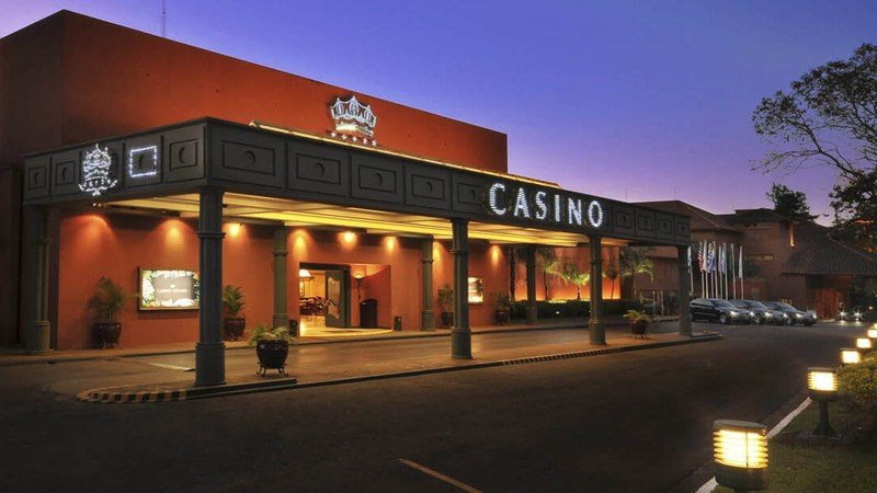 Argentina: allanaron el Casino Iguazú 