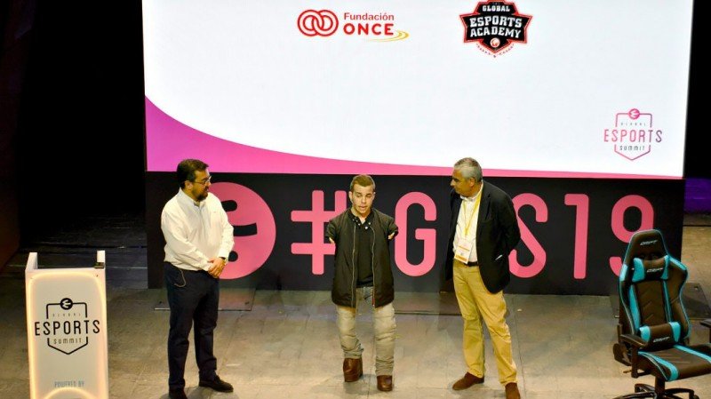 España: la Fundación ONCE anunció becas de formación para eSports