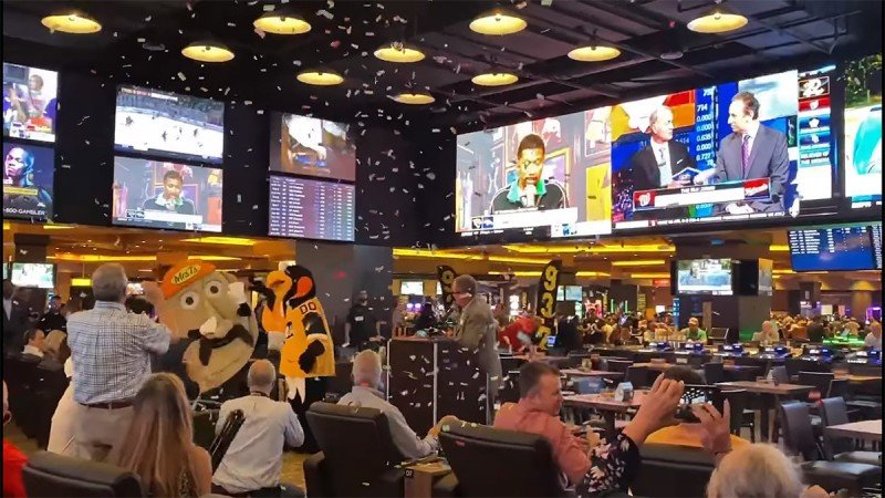 Rivers Casino Pittsburgh opening to 75% capacity on April 4