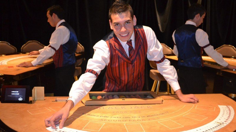 Argentina abre lentamente sus casinos en el interior del país