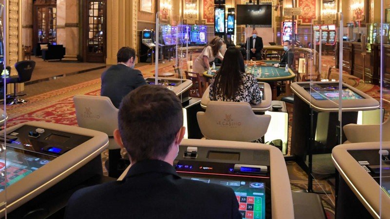 Spintec integra mesas de ruleta francesa en vivo con estaciones de juego independientes