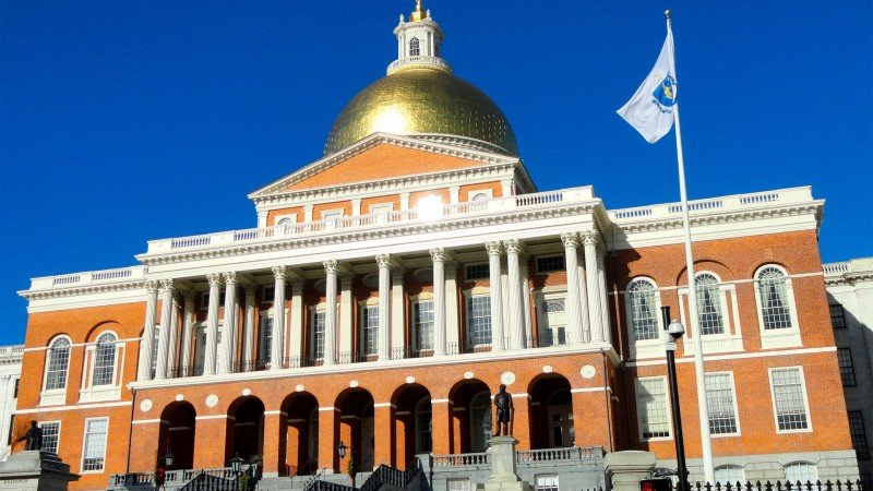 Massachusetts senators, representatives to begin compromise sports betting bill negotiations on Thursday