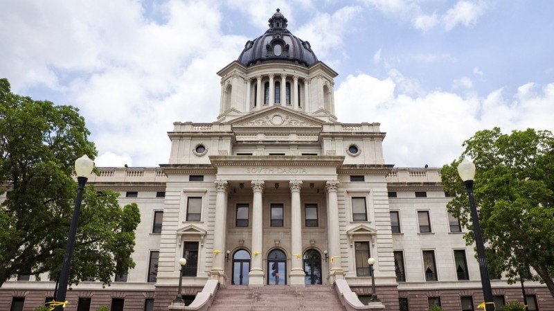 South Dakota's regulator greenlights final sports betting rules