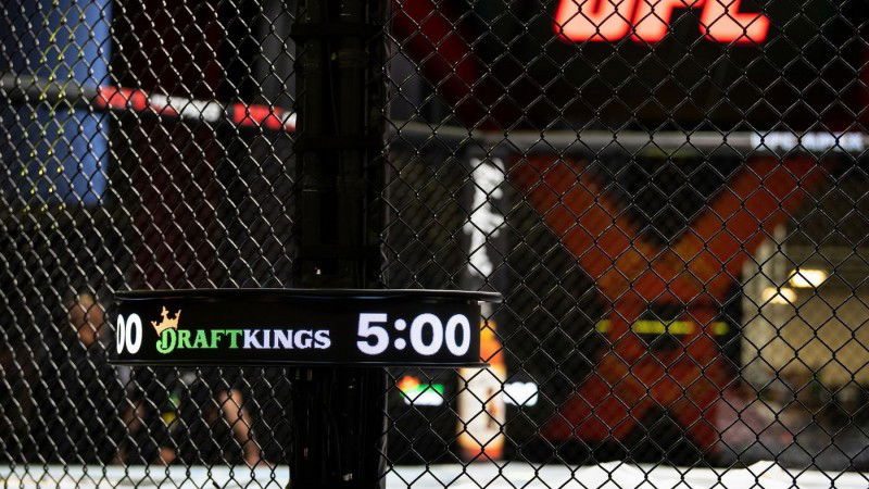 UFC agrees to show DraftKings betting odds in its broadcasts