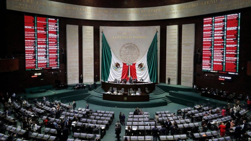 México: aprobaron en Diputados mayores penas a quienes operen o participen del juego clandestino