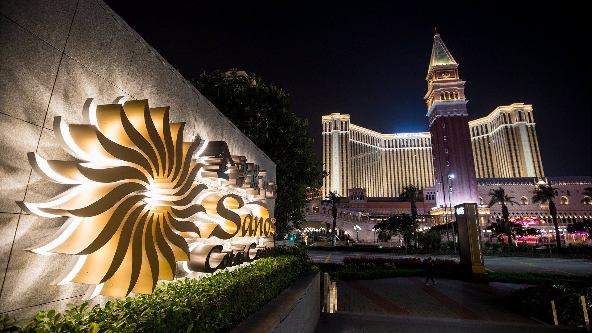 Sands' revenue continues downward trend in Q2 amid Covid restrictions in Macau, but Singapore rebounds