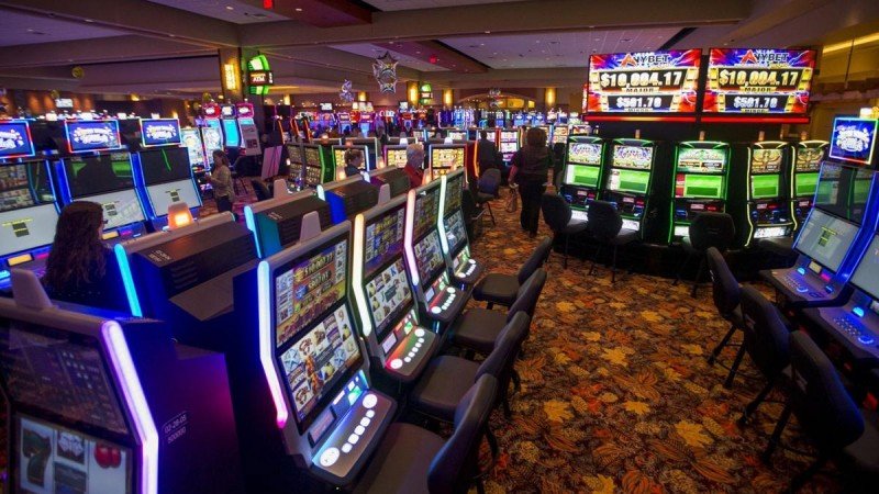 Avanza la adjudicación de las slots del Casino Central en la provincia de Mendoza