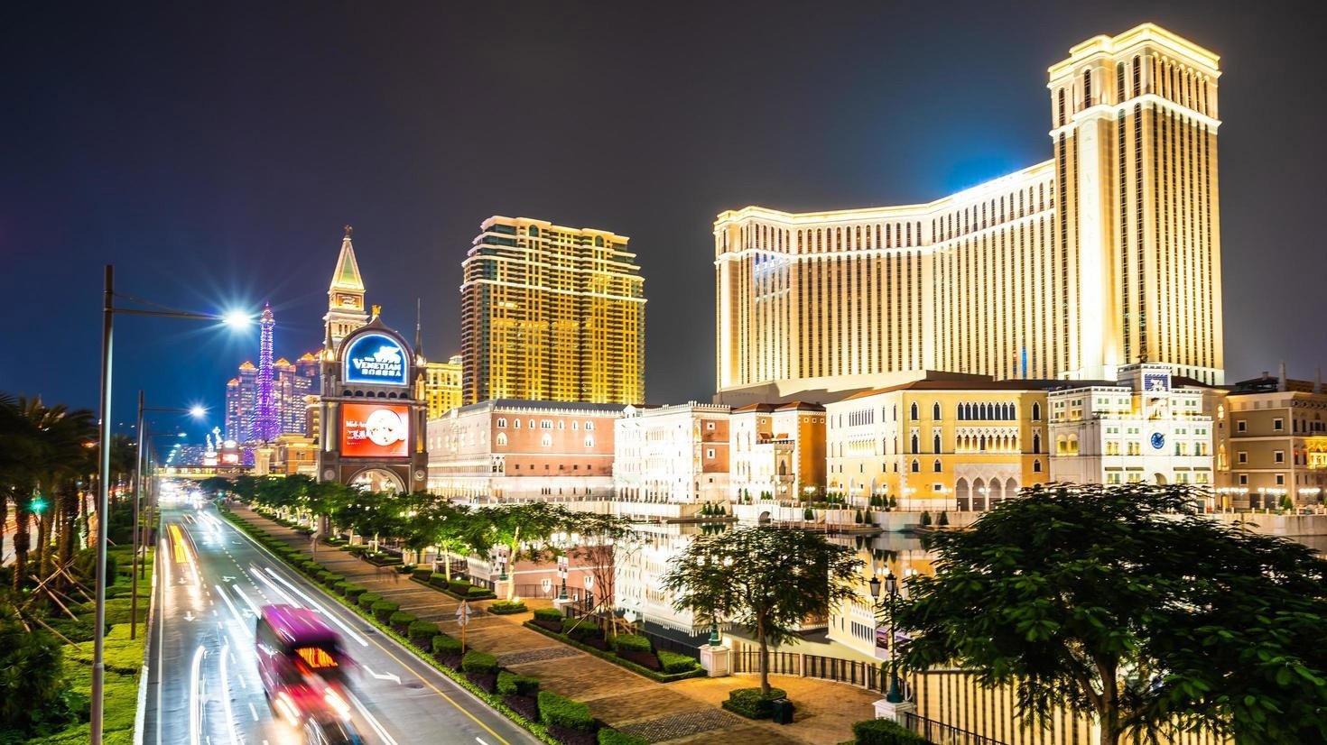 Macau casinos expected to have zero-revenue in coming months amid pandemic shutdown; bidding process to begin next month
