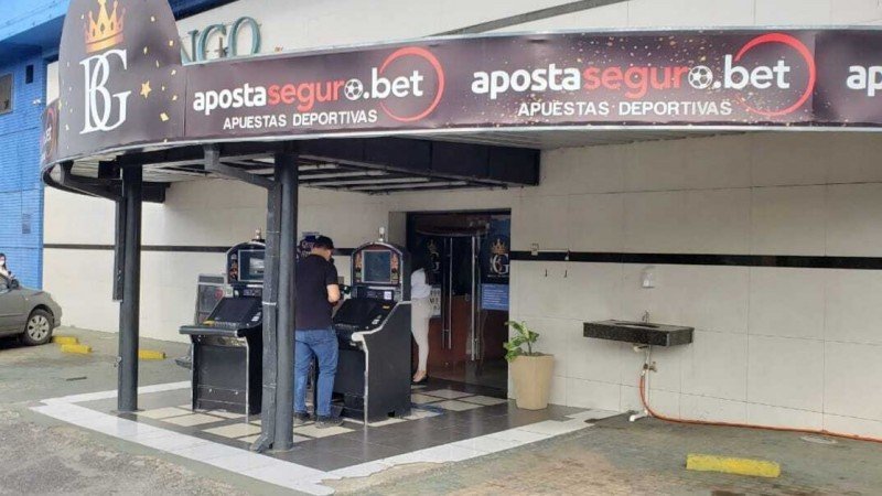 Secuestraron 70 máquinas del Bingo Guaraní por una deuda millonaria