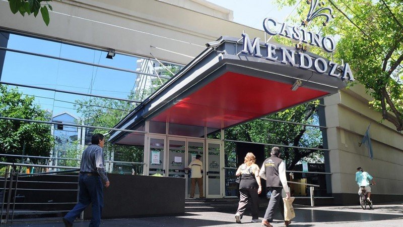 Empleados del Instituto de Juegos y Casinos de Mendoza lograron un acuerdo salarial con el gobierno provincial