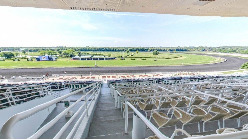 Churchill Downs to sell Arlington Heights racetrack to NFL's Chicago Bears for $197.2M