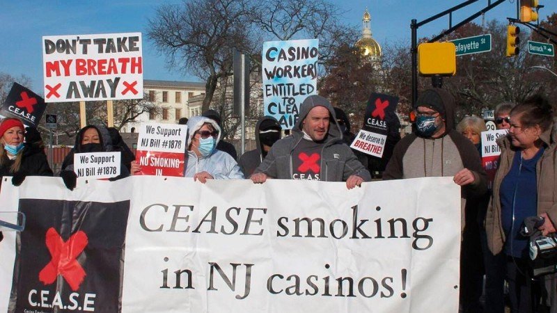 Atlantic City workers protest smoking ban bill stalled while casino tax break moves faster