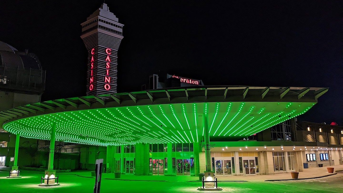 1639147179 casino niagara 25 aniversario luces verdes