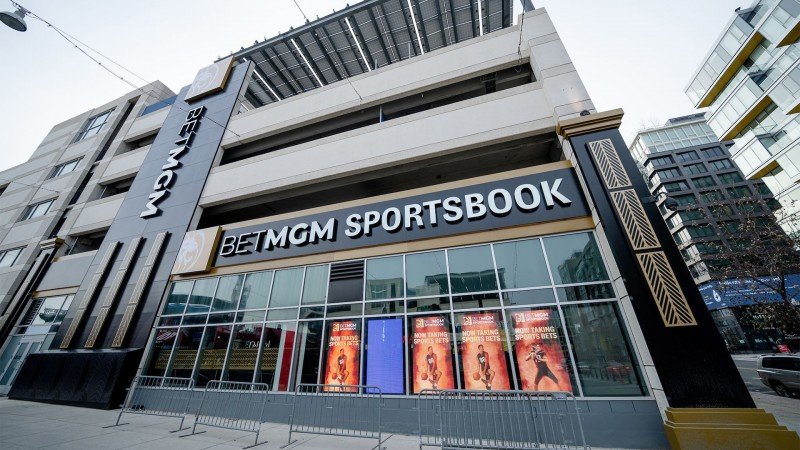BetMGM opens first MLB in-stadium retail sportsbook