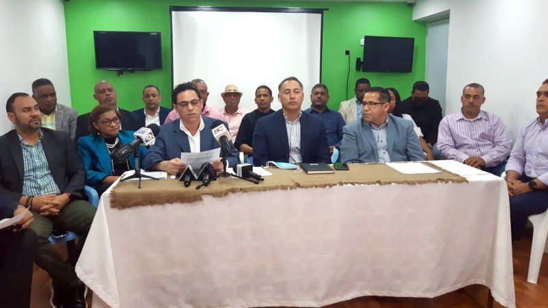 Fenabanca querellaría a exfuncionarios dominicanos implicados en la red de cobros ilícitos a bancas de apuestas