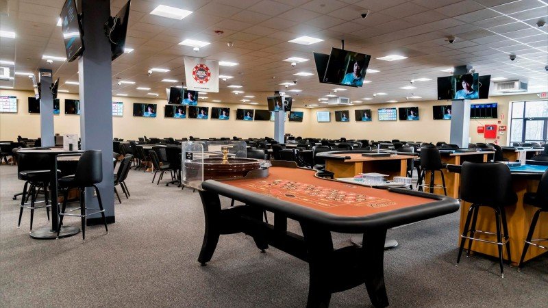 Churchill Downs buys Chasers Poker Room in NH; expands HHR operations to fourth state