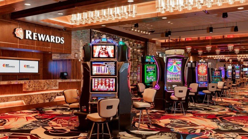 Colorado sees record gaming handle of almost $1B in FY 2021-22, aided by raise of betting limits