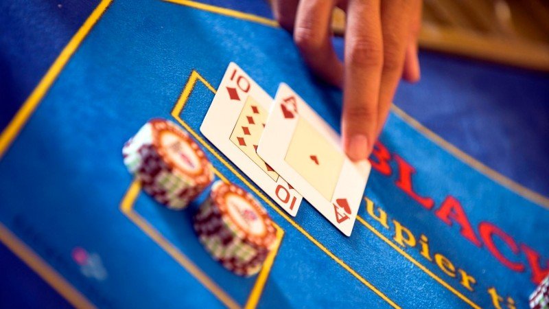Casino Marbella contrató a 25 nuevos crupieres de su propia escuela de formación
