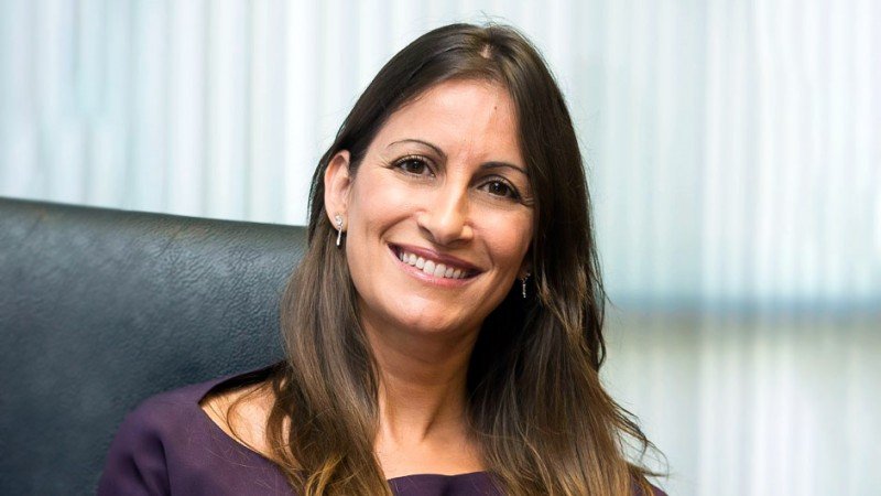 Merkur Dosniha designó a Yolanda Barqueros como directora de Relaciones Institucionales