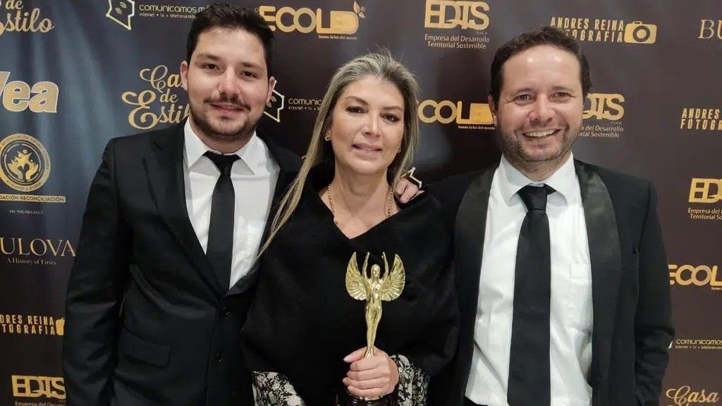 La gerente de la Lotería de Medellín fue reconocida como "Mujer Orgullo de Colombia"