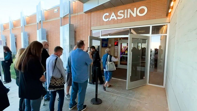 Nebraska debuts its first casino with temporary WarHorse Casino opening in Lincoln