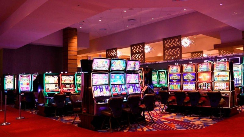 Hard Rock Casino Northern Indiana opens expanded gaming floor