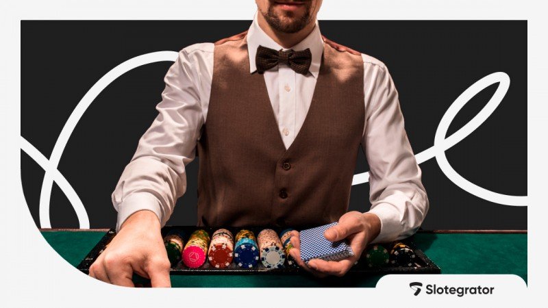 Slotegrator completes casinos with live dealer games