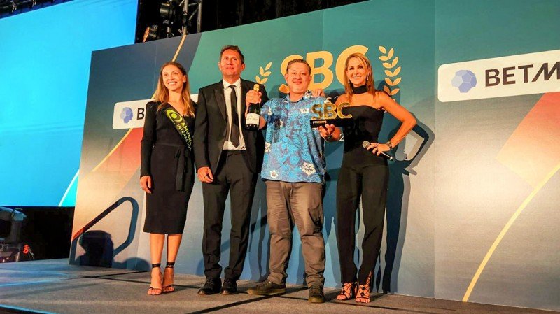 Betcris ganó las categorías de Empleador del Año y Patrocinio del Año en los SBC Awards Latinoamérica 2022