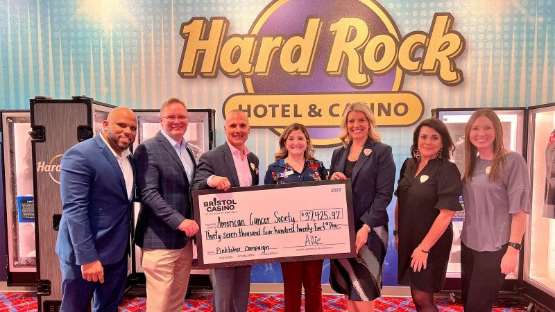 Hard Rock raises $1M for breast cancer research at its annual PINKTOBER campaign