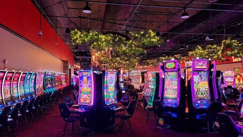 Full House Resorts installs Konami's SYNKROS CMS at temporary American Place casino