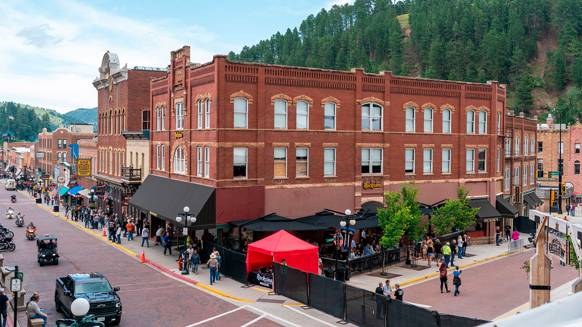 Deadwood Hard Rock debuts first boutique casino hotel in