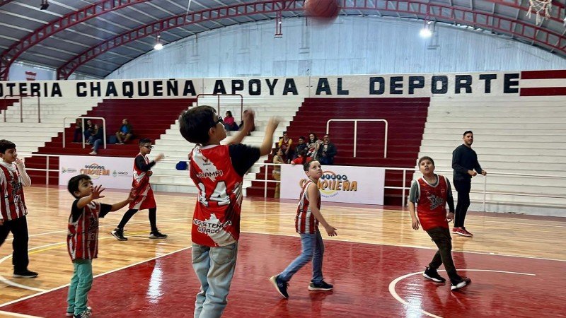 Argentina: La Lotería Chaqueña financió obras en dos clubes deportivos de la provincia