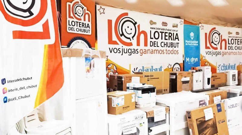La Lotería del Chubut realizó donaciones a 15 instituciones junto al gobierno provincial