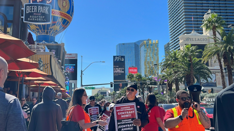 Los trabajadores de los casinos del Strip de Las Vegas preparan una huelga para el 10 de noviembre
