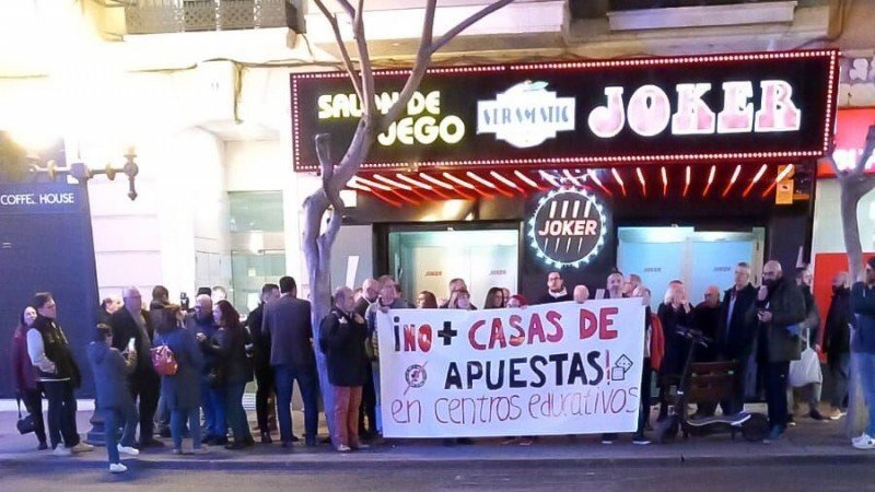 España: La UTSAJU denuncia la criminalización de su trabajo tras un escrache sufrido en Alicante