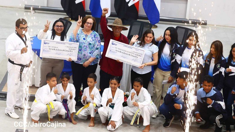 Nicaragua: La Lotería Nacional entregó USD 10 millones de utilidades al Ministerio de la Familia y al Instituto de Deportes