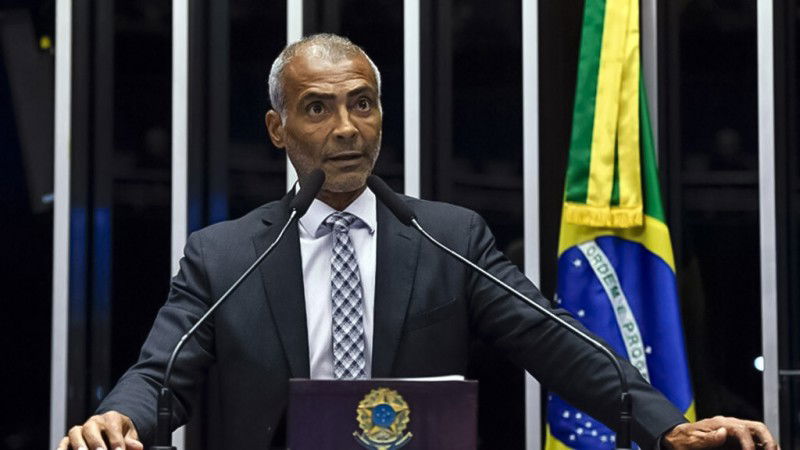 Brasil: El senador Romário presentará un informe sobre la manipulación de partidos