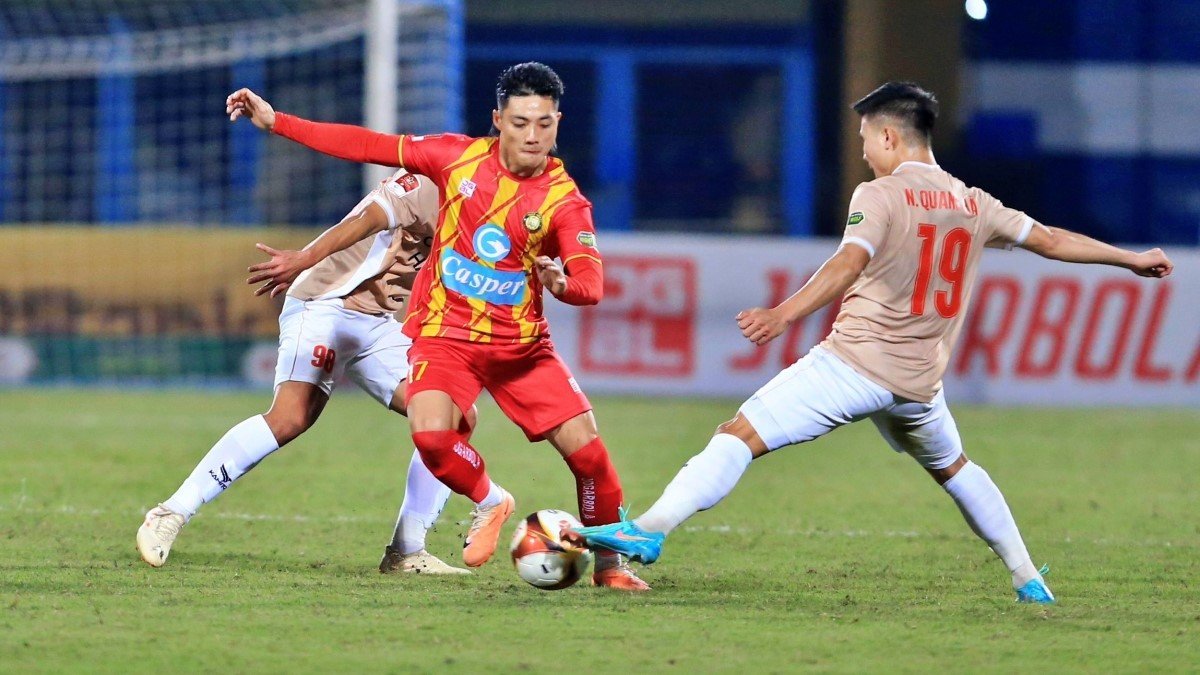 Vietnam holds off on international football betting until legal clarity