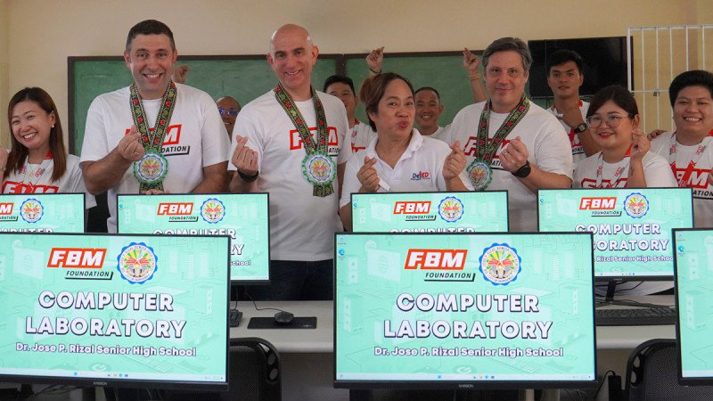 Philippines: FBM Foundation donates to Laguna, Cavite schools to boost digital educational progress