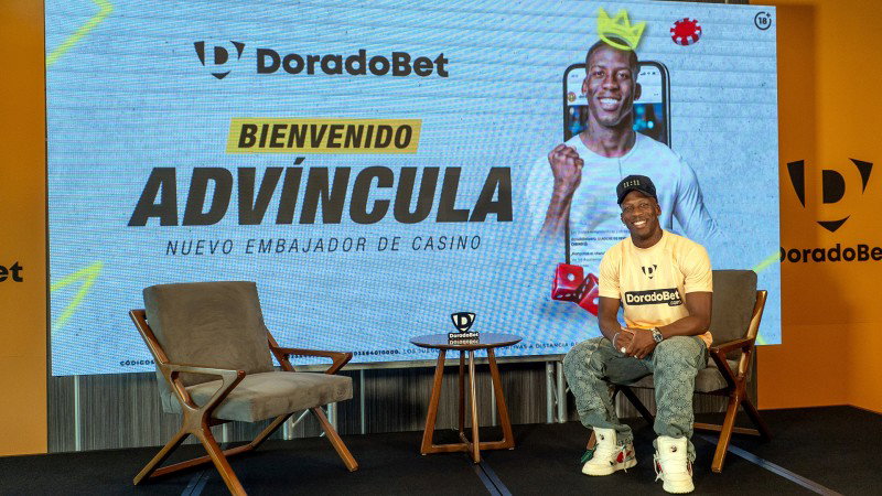 DoradoBet ficha al futbolista Luis Advíncula como embajador de la marca