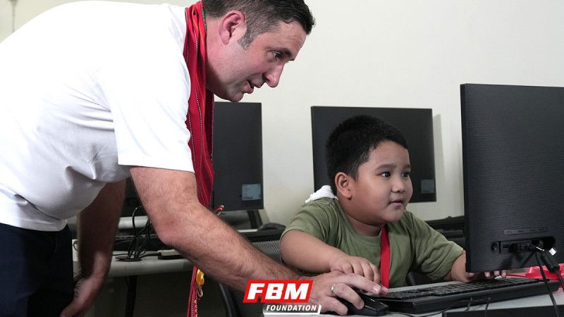 La Fundación FBM promueve el aprendizaje digital en estudiantes de Filipinas