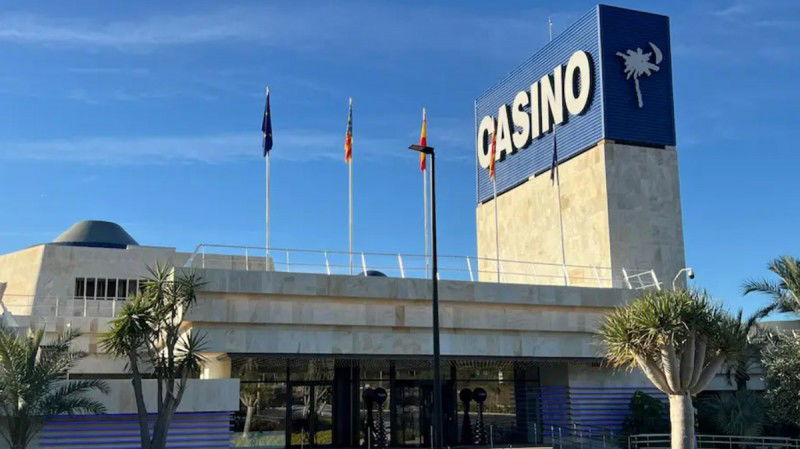 Reabrió el Casino Mediterráneo de Villajoyosa a 15 años de su cierre