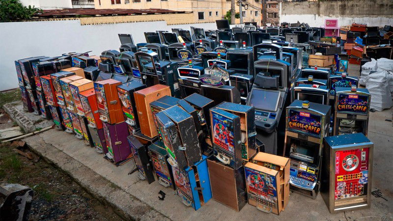 República Dominicana: Destruyen más de 1.500 equipos usados para el juego ilegal