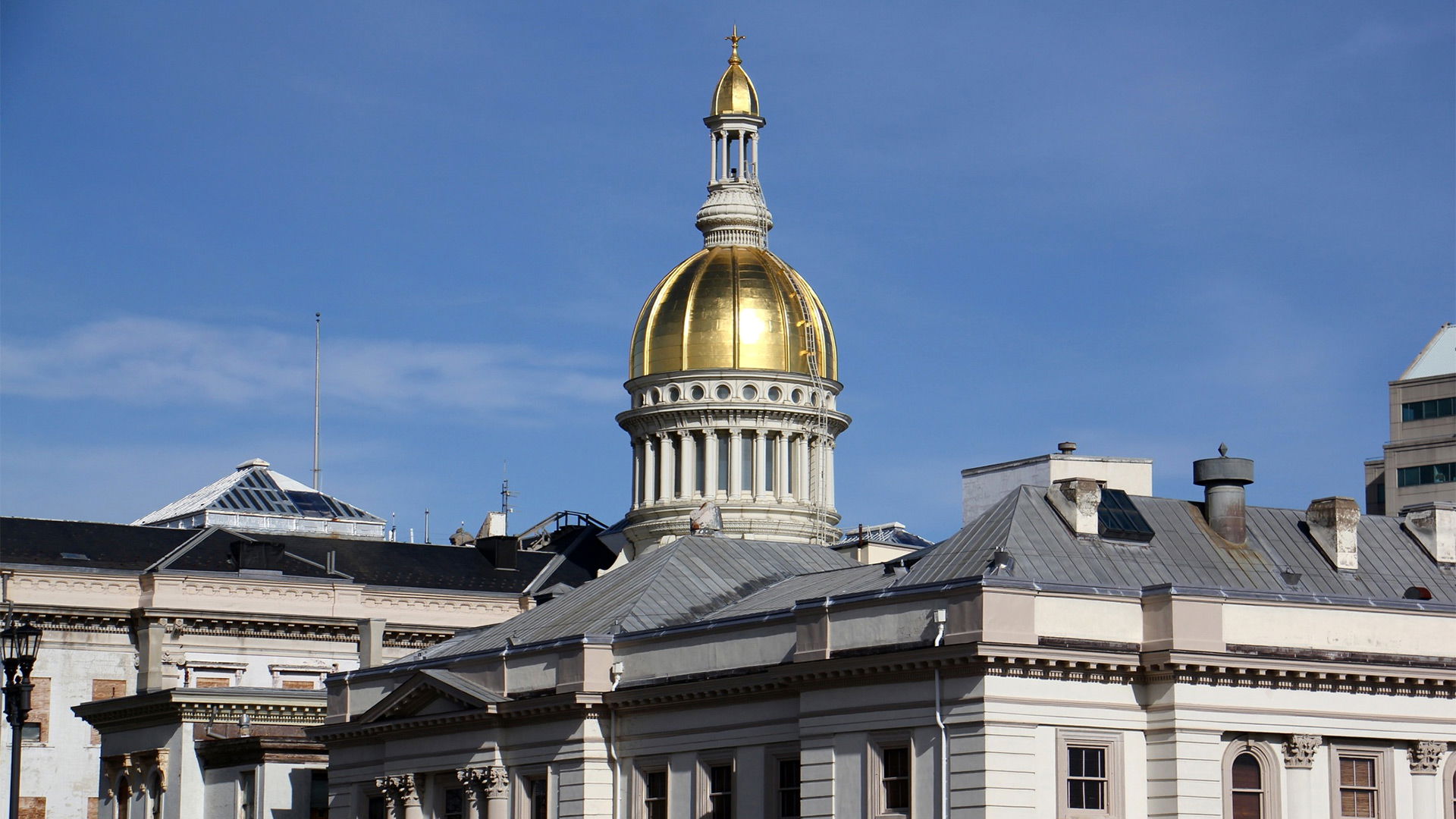 New Jersey lawmakers agree on compromise 19.75% tax rate on online gambling and sports betting